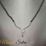 Load image into Gallery viewer, Single Diamond Gold Mangalsutra