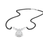 Load image into Gallery viewer, Traditional Delicate Fan Shaped Diamond Pendant