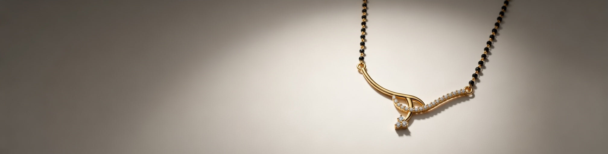 Short Mangalsutra: A Modern Expression of Tradition for Everyday Wear