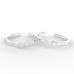 Load image into Gallery viewer, Heart Shaped Beaded Toe Ring