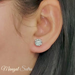Load and play video in Gallery viewer, Round Cut 4 Prong Diamond Stud Earring