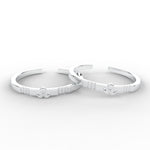 Load image into Gallery viewer, Simple Flower Design Toe Ring