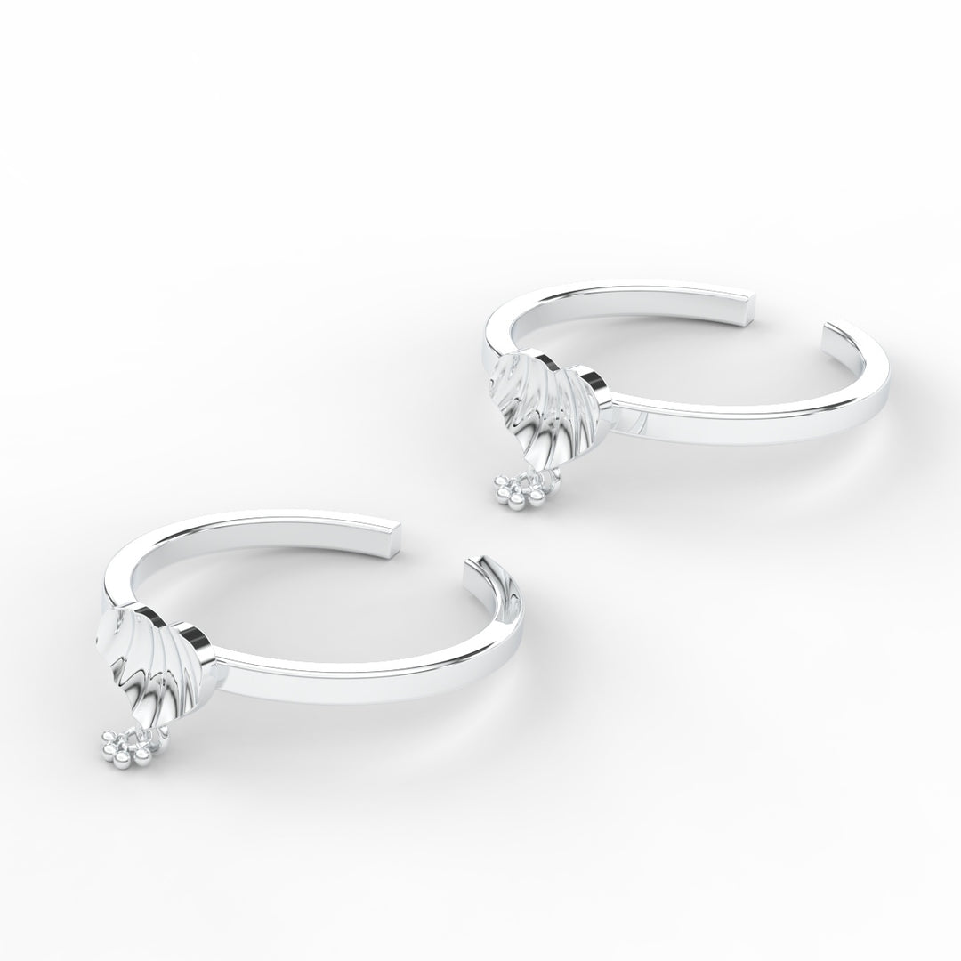 simple-heart-shaped-traditional-toe-ring-in-sterling-silver-mgs11430angle2-nl-wg