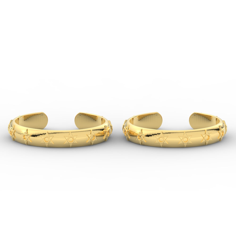 star-design-adjustable-gold-toe-rings-in-yellow-gold-MGS11434ANGLE1-NL-YG