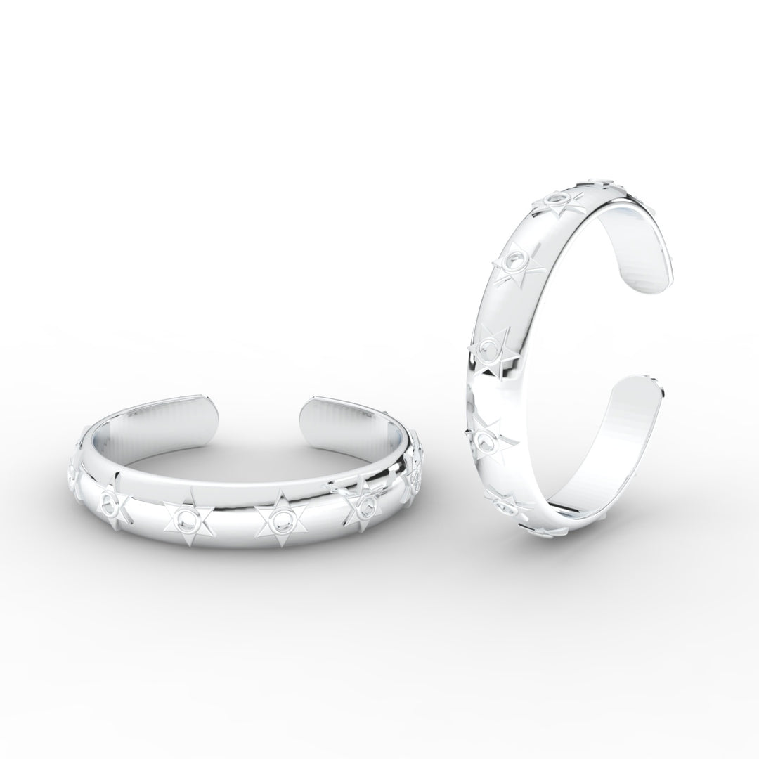 star-design-adjustable-gold-toe-rings-sterling-silver-mgs11434angle4-nl-wg
