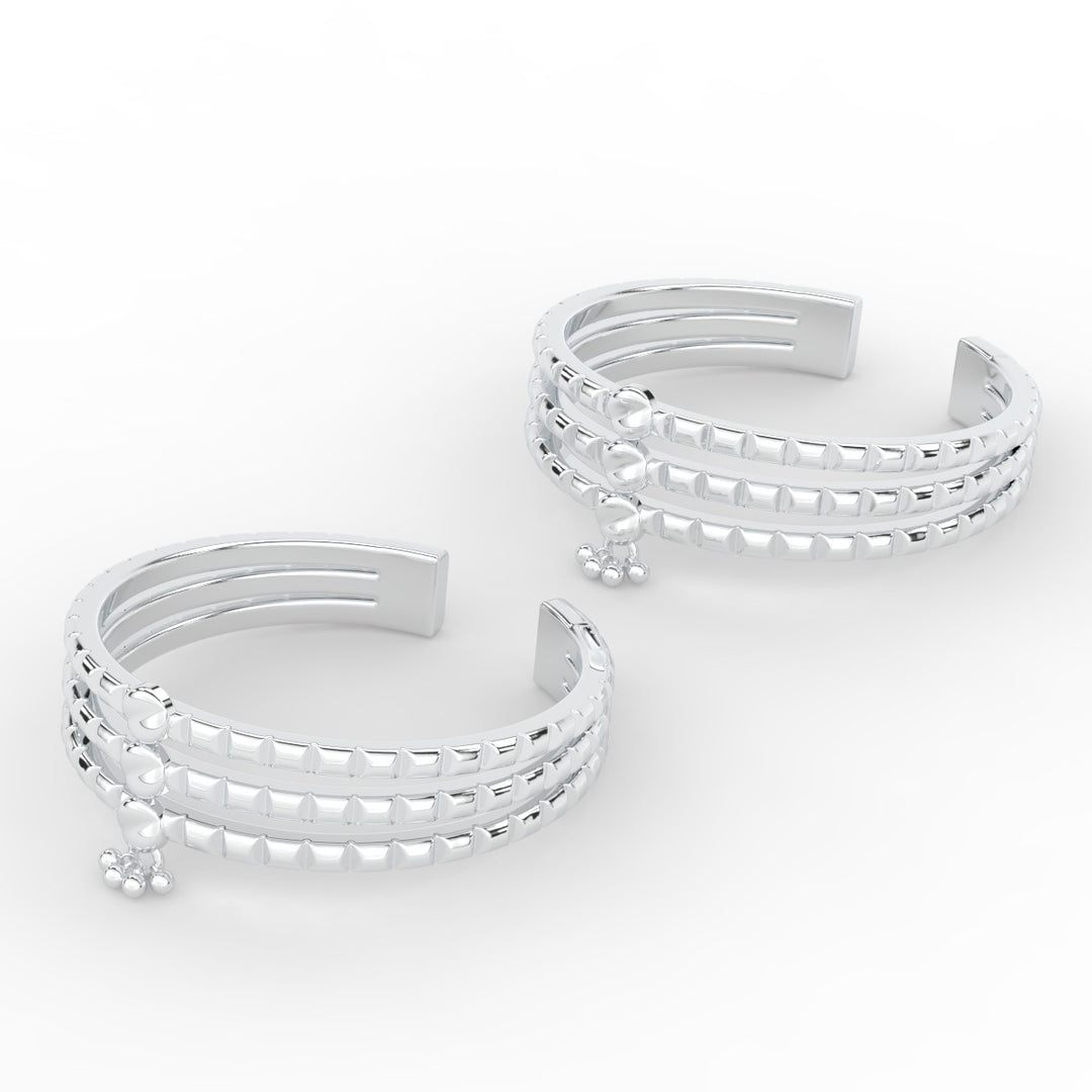 traditional-three-layer-design-toe-ring-in-sterling-silver-mgs11450angle2-nl-wg